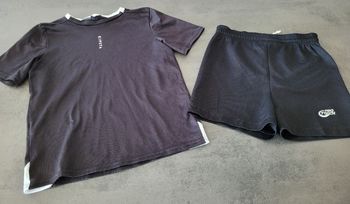 Ensemble tee shirt 10 ans + short 12 ans noir