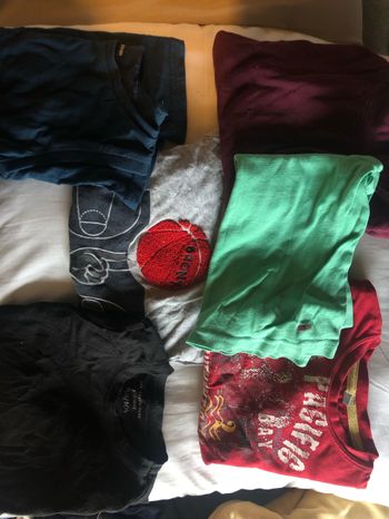 Lot de vêtements garçon 4-5 ans