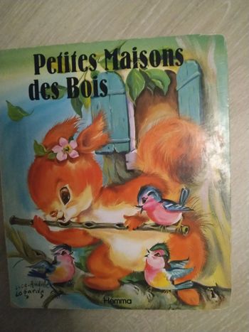 Petites maisons des bois