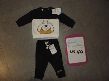 jogging disney baby winnie taille 6 mois neuf