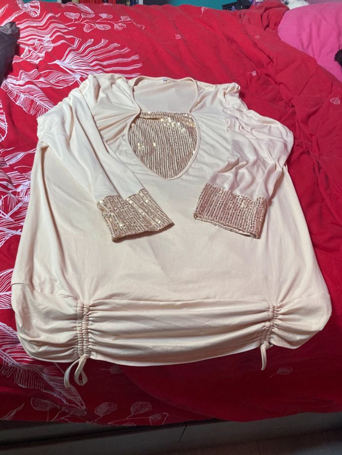 Pull pailletée - photo numéro 2