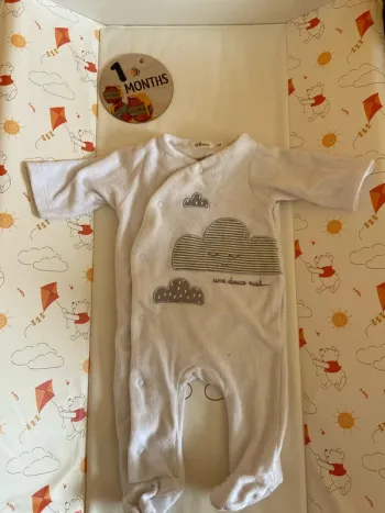 Pyjama taille 1 mois