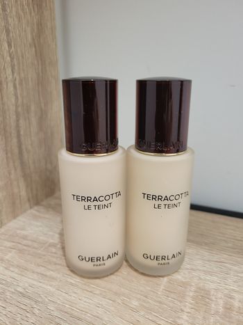 Fond de teint Terracota Guerlain 45 euros/Pièce