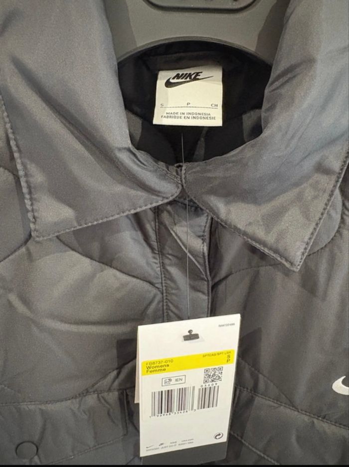 Doudoune sans manche noir Nike running essential femme taille S - photo numéro 3