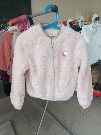 Veste (8 ans)