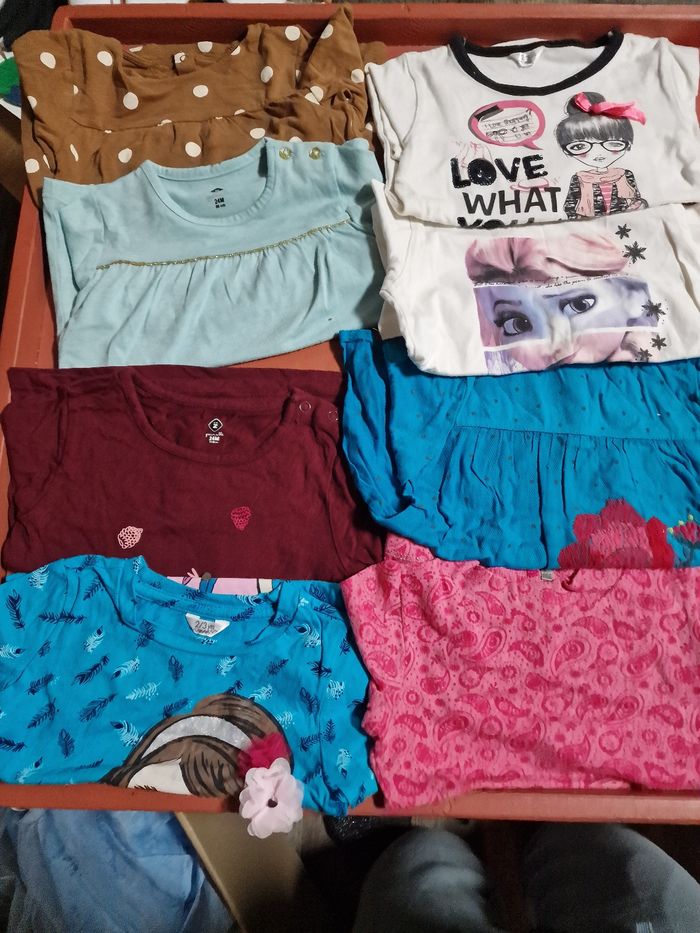 Lot vêtement fille 2 ans - photo numéro 3