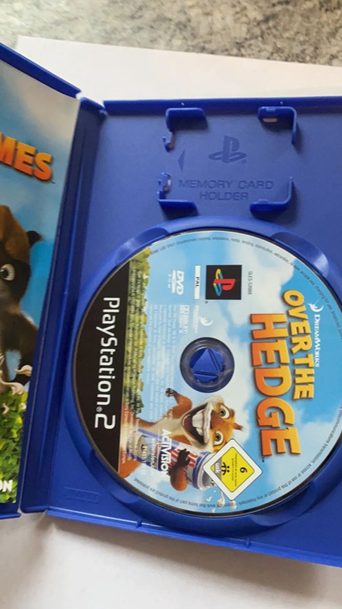 Nos voisins ps2 - photo numéro 2