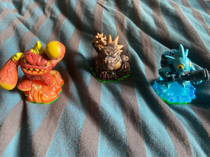 Lot Figurines skylanders spyro’s adventure - photo numéro 2