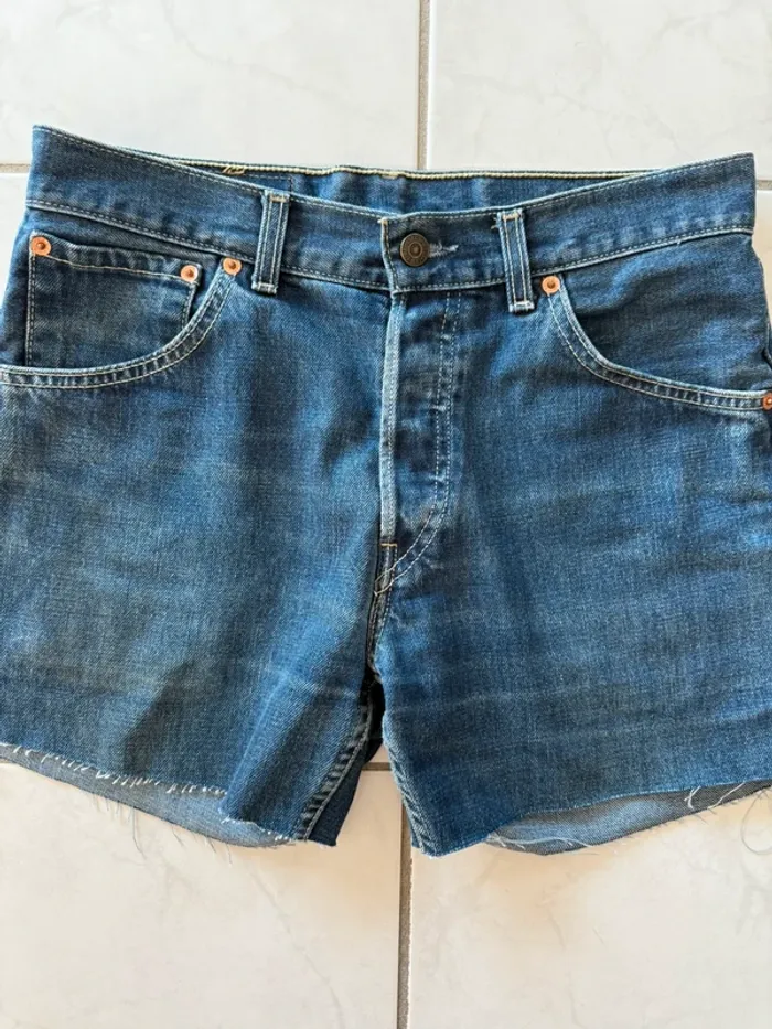 Short en jean Lévis 535 denim vintage USA taille 36 top état - photo numéro 5