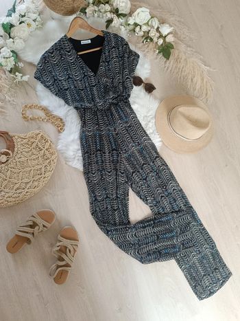 Jolie combinaison taille 36