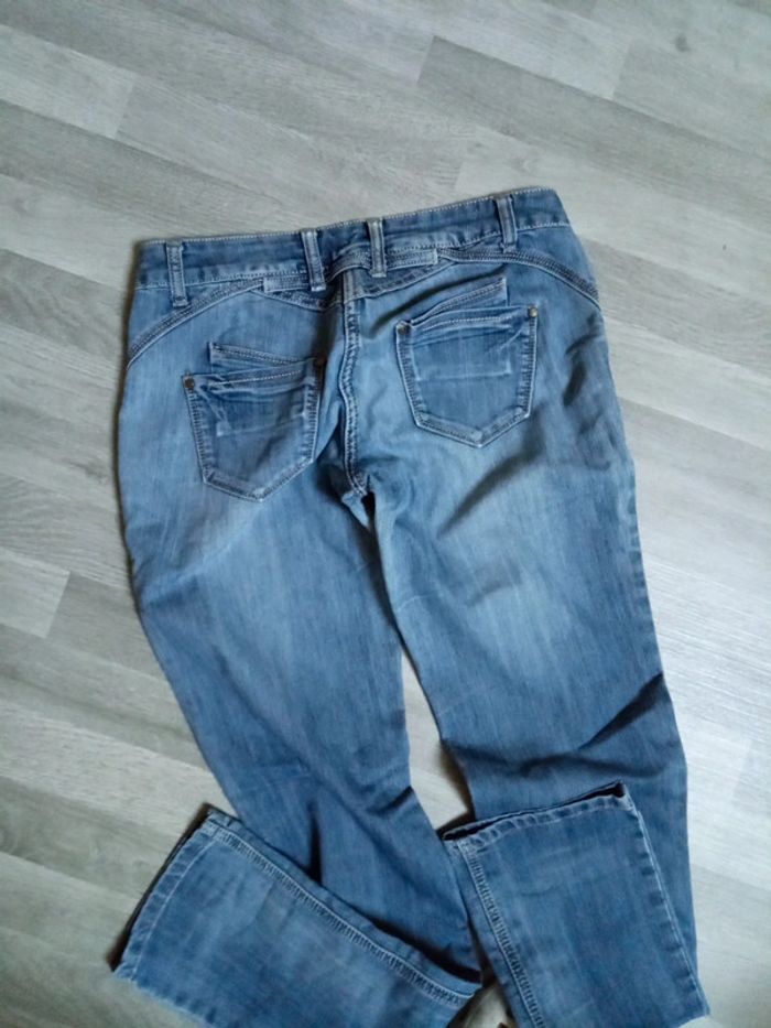 Jean femme Gémo taille 38 très bon état - photo numéro 3