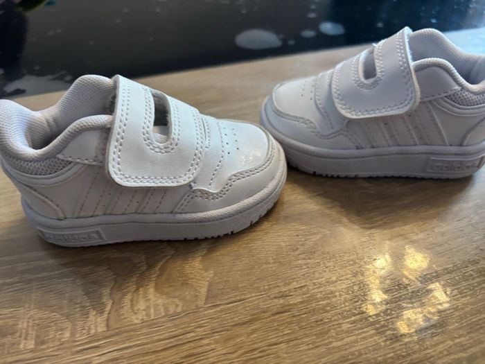 Chaussure adidas - photo numéro 2