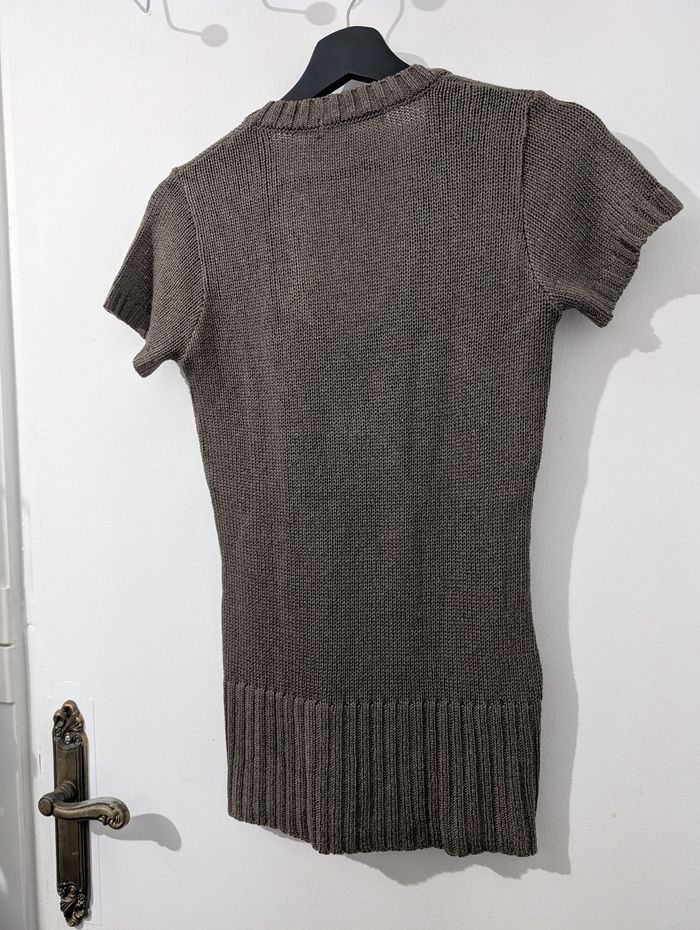 Pull marron manches courtes col v avec boutons femme cache cache S/36 très bon état - photo numéro 2