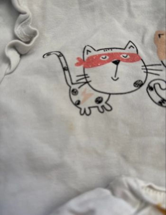 Lot 2 t-shirt fille 12 mois - photo numéro 2