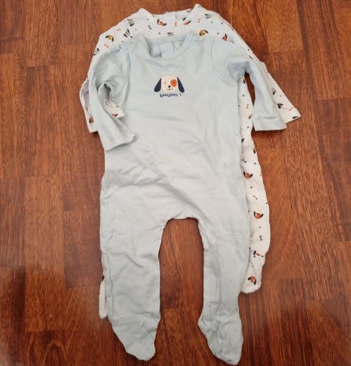 Lot 2 pyjamas grenouillères été 6 mois 67cm