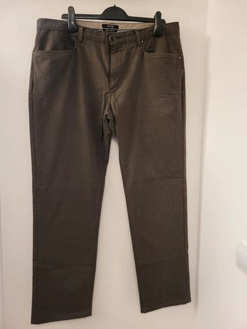 Pantalon Burton taille 50