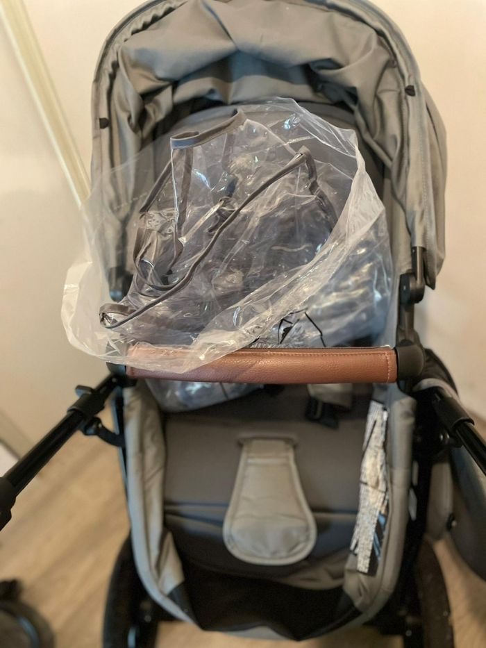 Poussette Kinderkraft moov avec cosy - photo numéro 8