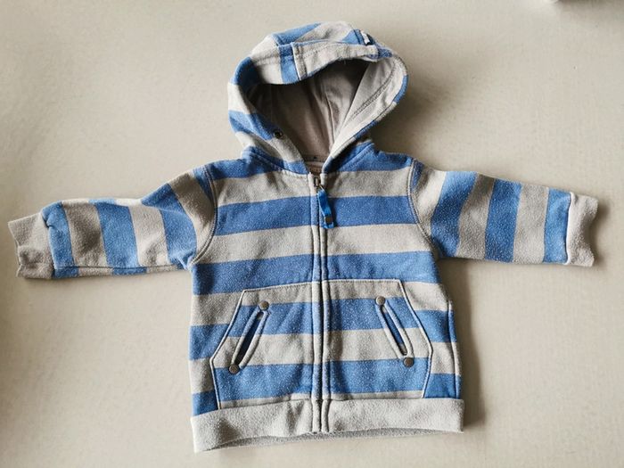 Veste à capuche 9mois garçon