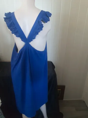 Robe volants dos 44