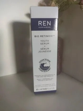 REN sérum visage jeunesse