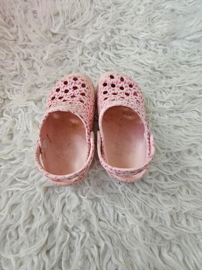 Sabots en plastique style Crocs taille 24 - photo numéro 8