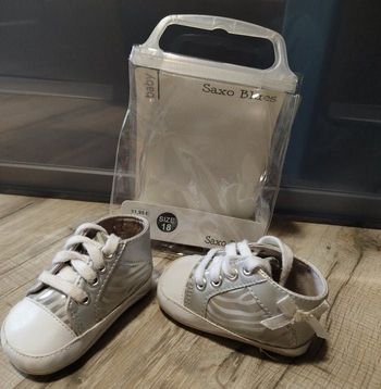 Chaussures fille taille 18