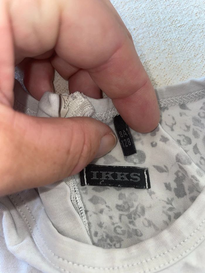T-shirt IKKS, huit ans - photo numéro 4