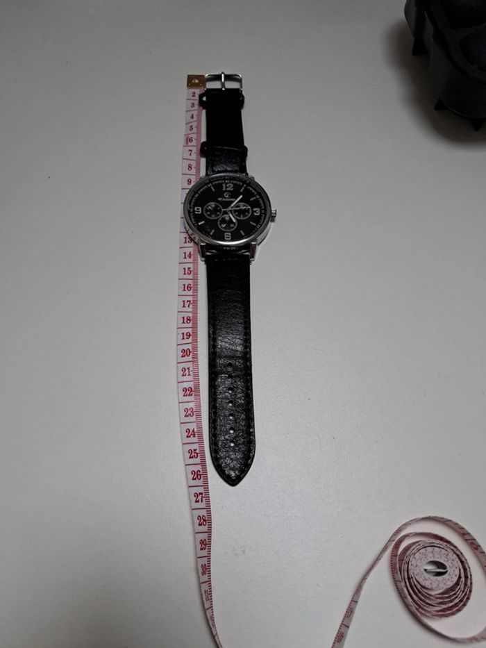 Montre homme - photo numéro 4