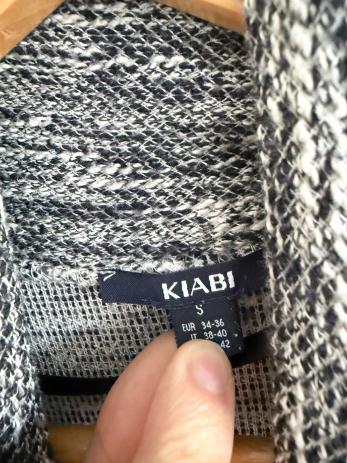 Gilet cardigan noir blanc kiabi taille 36 S - photo numéro 4