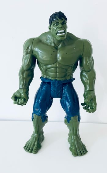 Grande figurine Hulk