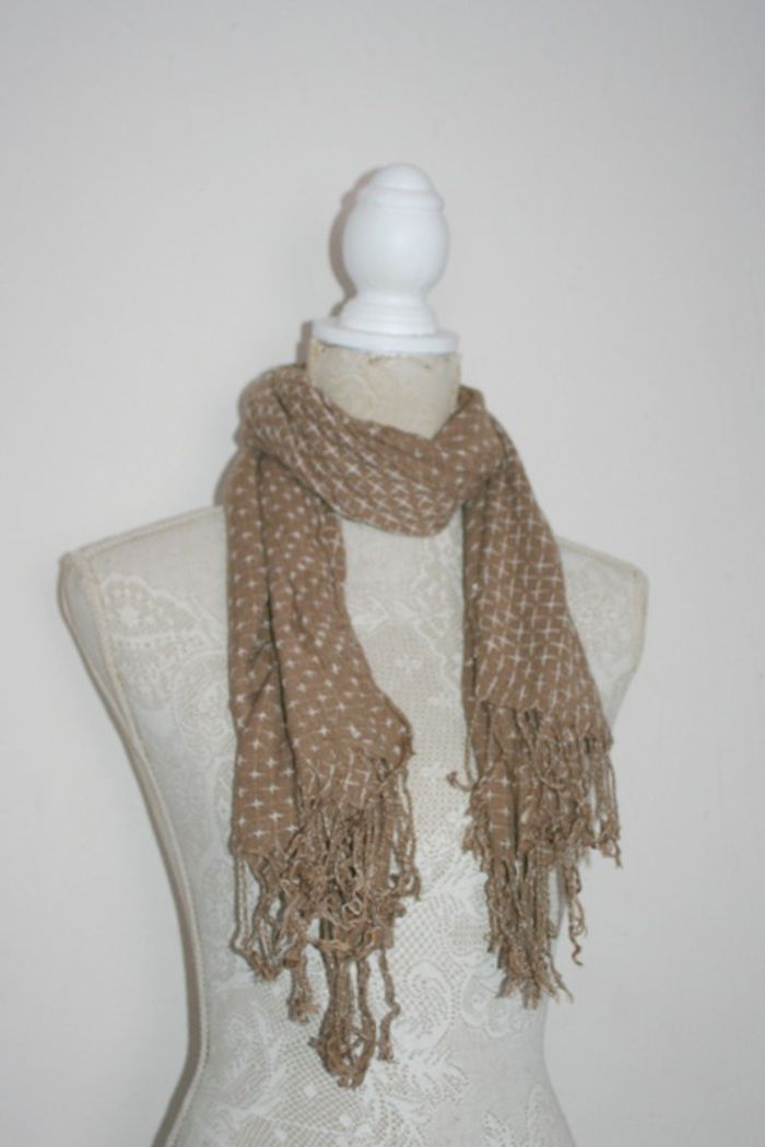 Foulard beige 120x55cm
