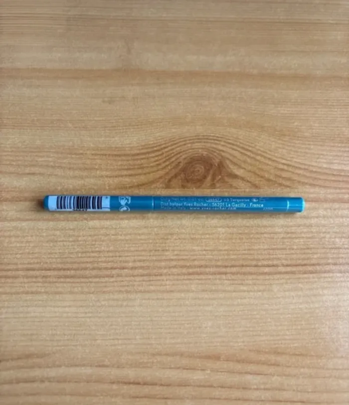 Stylo pour les yeux