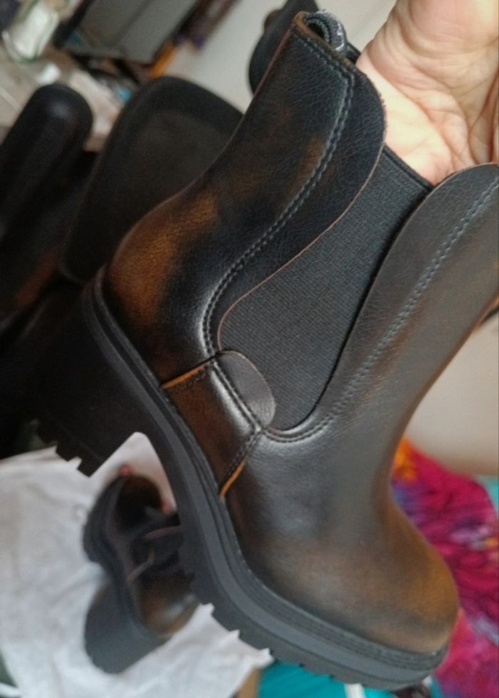 Bottines noires et cuir vieilli 36 - photo numéro 2