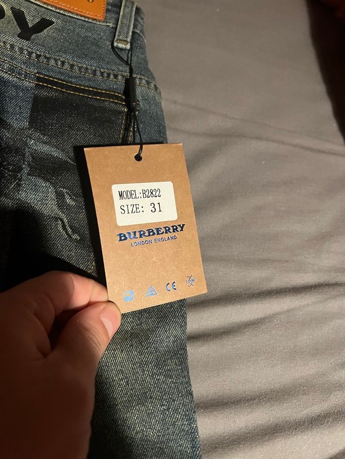 Jeans burberry officiel - photo numéro 4