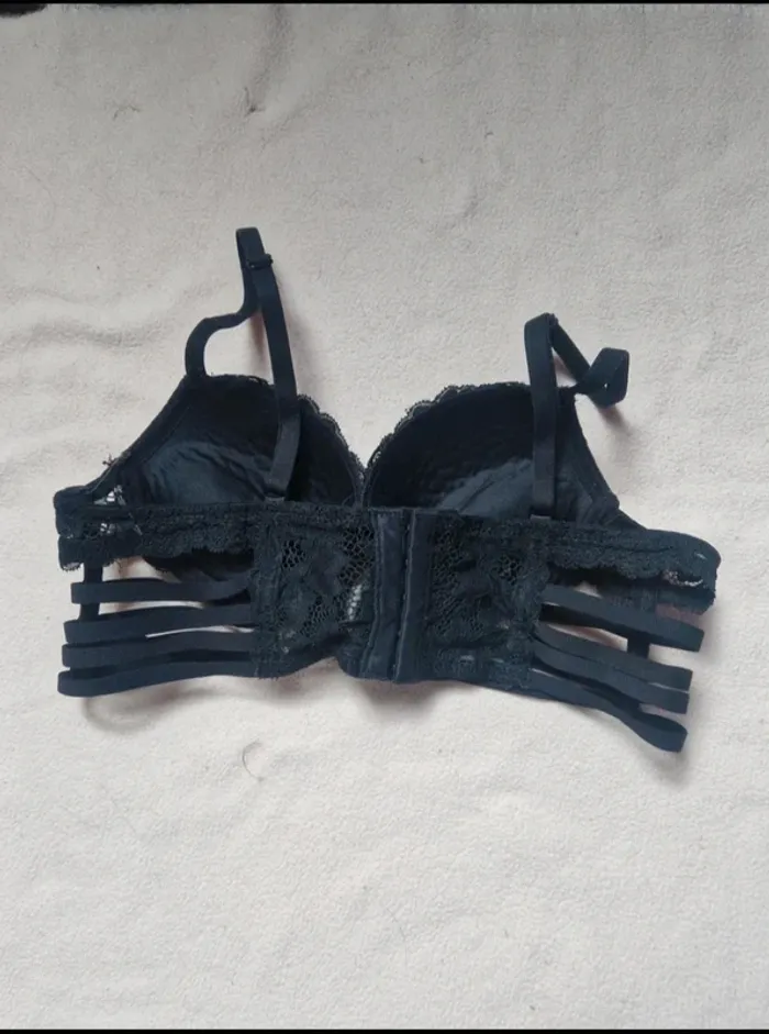 Lot de 2 jolie soutien-gorge undiz taille 85A - photo numéro 5