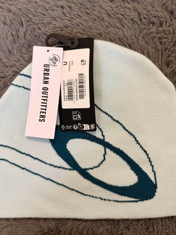 Bonnet Oakley UO exclusive sky blue