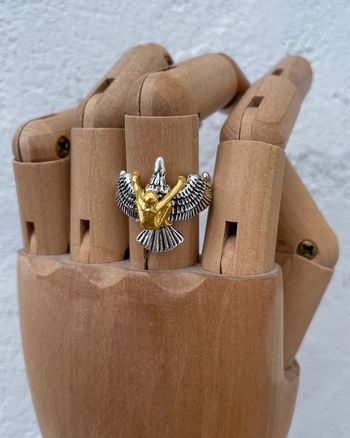 Bague aigle argenté avec homme doré