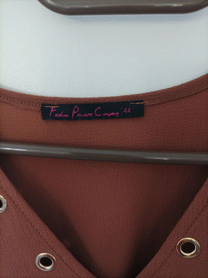 Robe marron - photo numéro 2