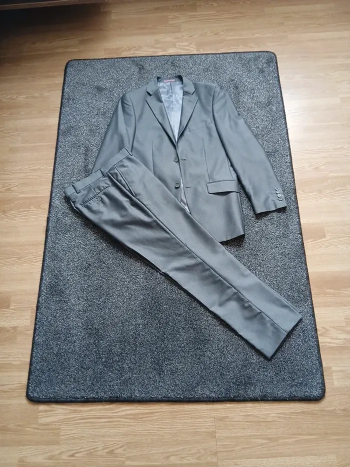 Costume  Sublissimo taille 38 - photo numéro 2