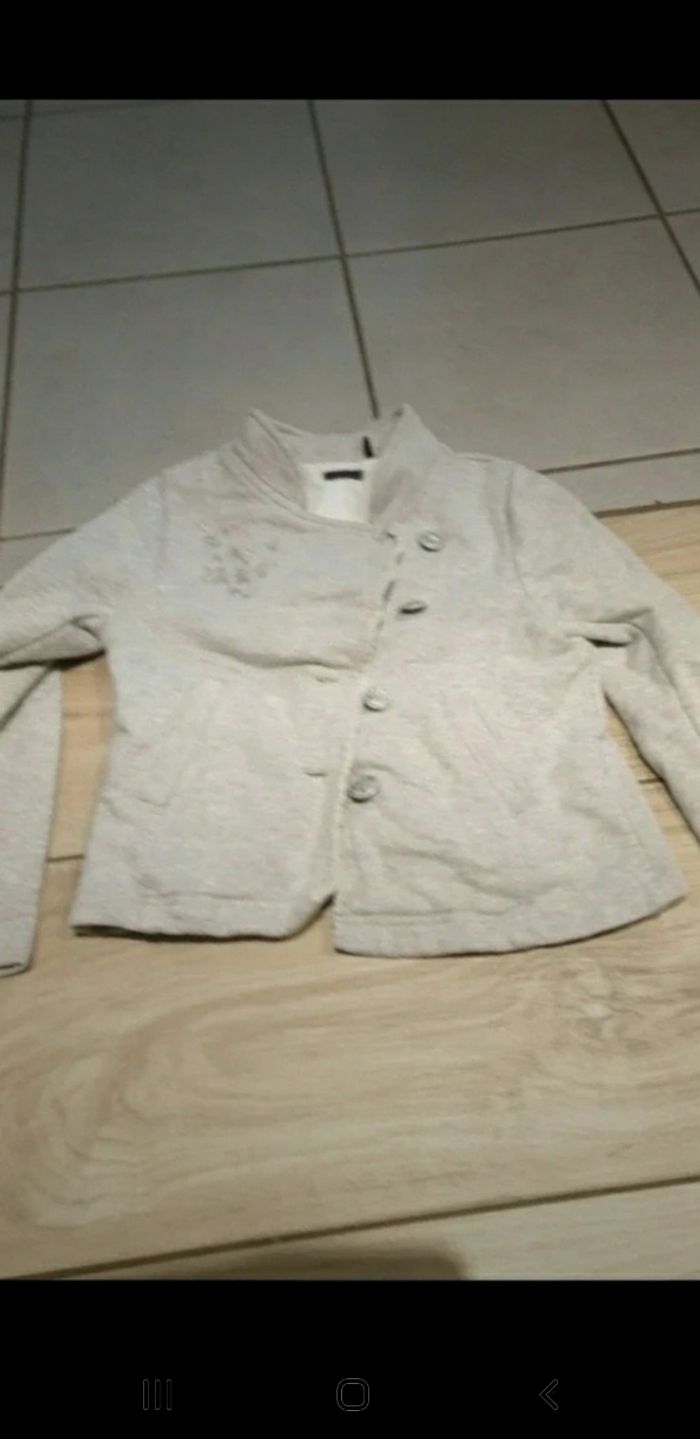 Veste fille ikks 6 ans - photo numéro 2