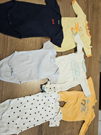 3 bodies 3 pyjamas 3 mois
