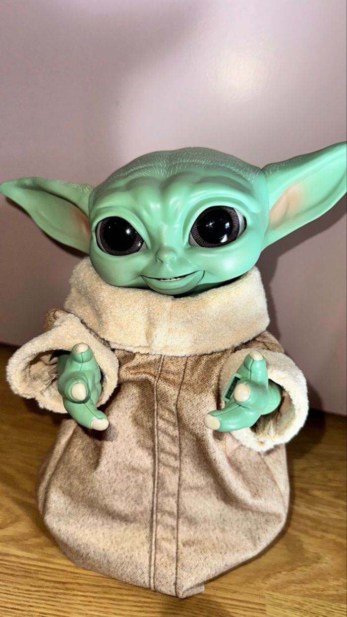 Jouet interactif Baby Yoda - neuf avec ses accessoires - Star Wars - photo numéro 6