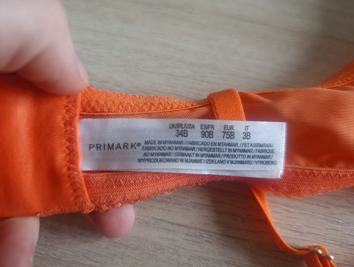 Soutien-gorge orange Primark - Taille 90B -
Neuf jamais porté - photo numéro 7
