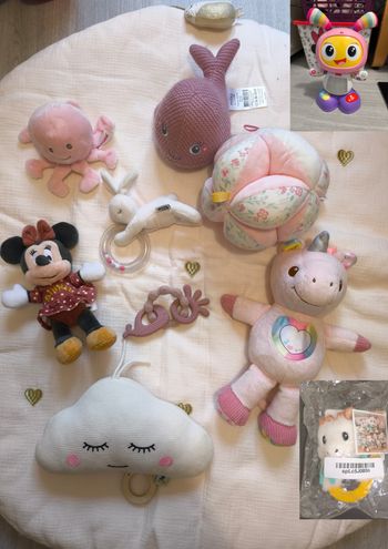 Lot jeux éveil + robot offert