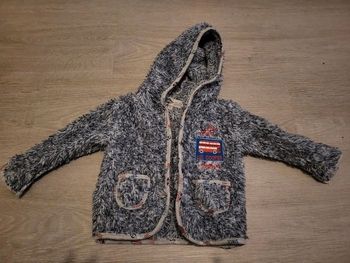 Petit manteau poilu chaud