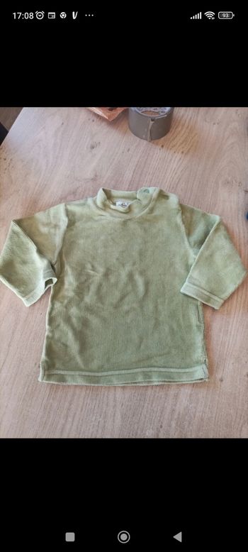Haut velours 6 mois taille grand