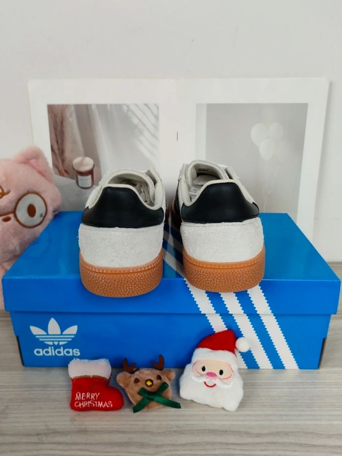 Nouveau Adidas Originais Handball Spezial Beige - Taille 38 - photo numéro 5