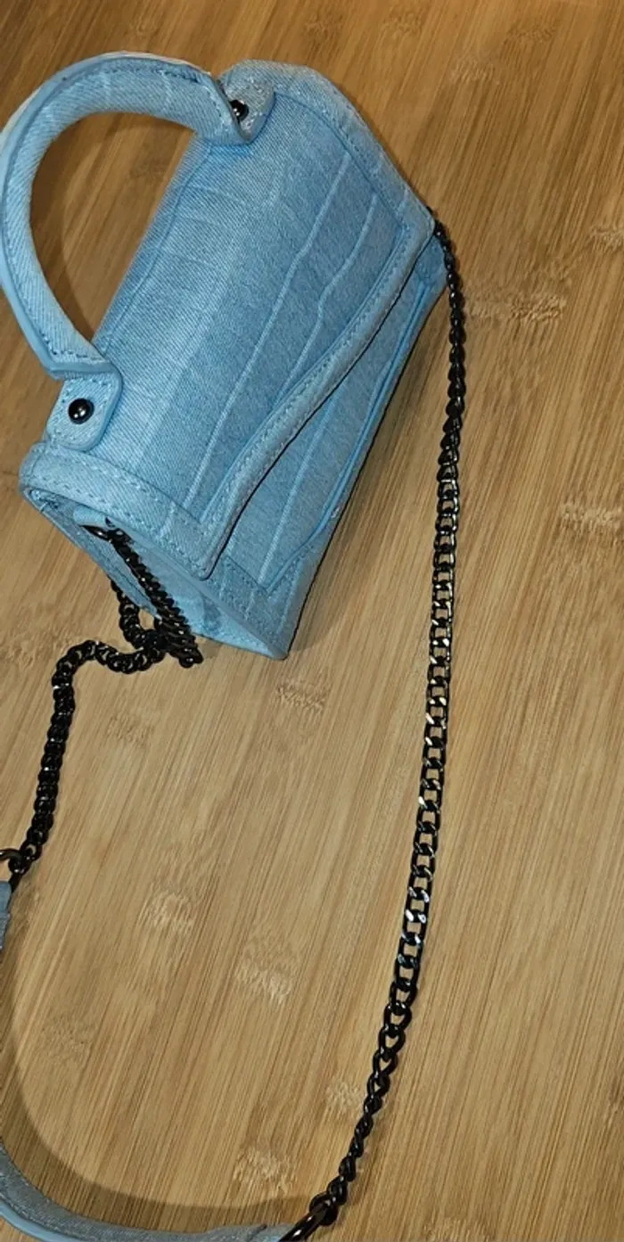 Sac Zara bleu et sa chaîne - photo numéro 6