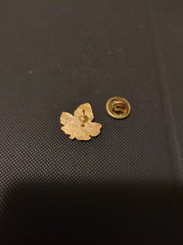 Pin's Canada - photo numéro 2