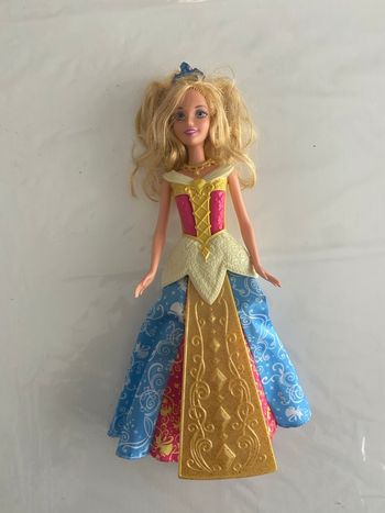 Poupée Disney Princess Mattel – Aurore (La Belle au Bois Dormant) – 2012